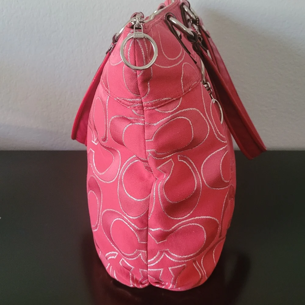 Coach Poppy Lurex Glam Signature Shoulder bag/Tote - Picture 8 of 16